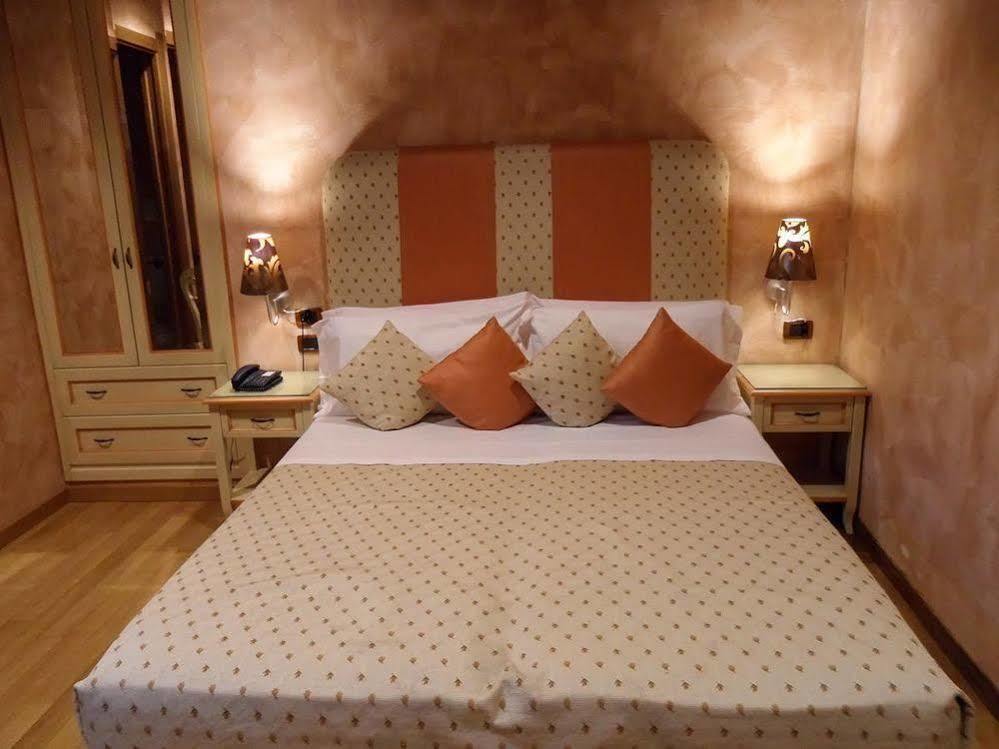 Condotti Rooms روما المظهر الخارجي الصورة